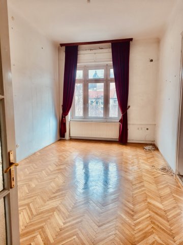 Eladó téglalakás, Budapesten, I. kerületben, Krisztina körúton