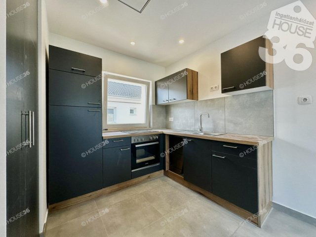 Eladó sorház, Kecskeméten 64 M Ft, 4 szobás