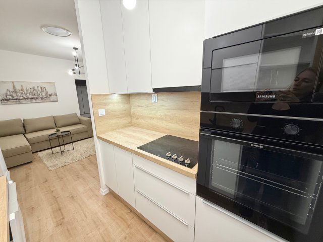 Kiadó téglalakás, albérlet, Pécsett 240 E Ft / hó, 3 szobás