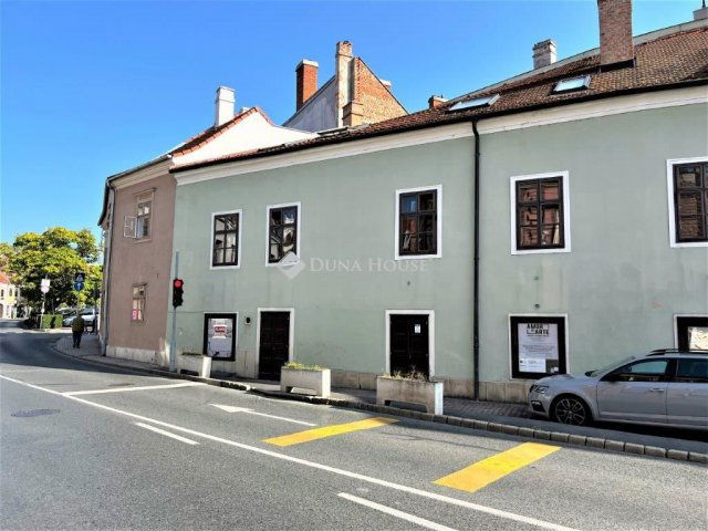 Eladó iroda, Sopronban 26 M Ft / költözzbe.hu