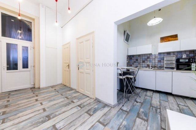 Eladó téglalakás, Budapesten, VII. kerületben 169.9 M Ft