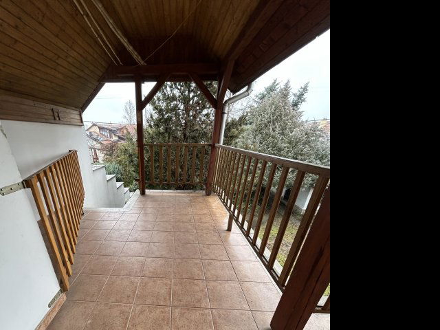 Eladó családi ház, Budakalászon 152.99 M Ft, 5+1 szobás