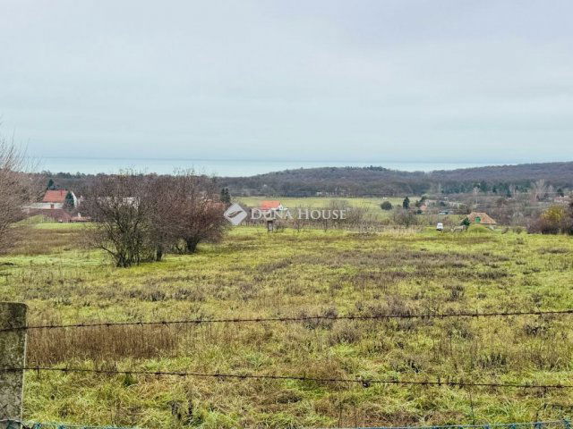 Eladó telek, Balatonalmádiban 565.122 M Ft / költözzbe.hu