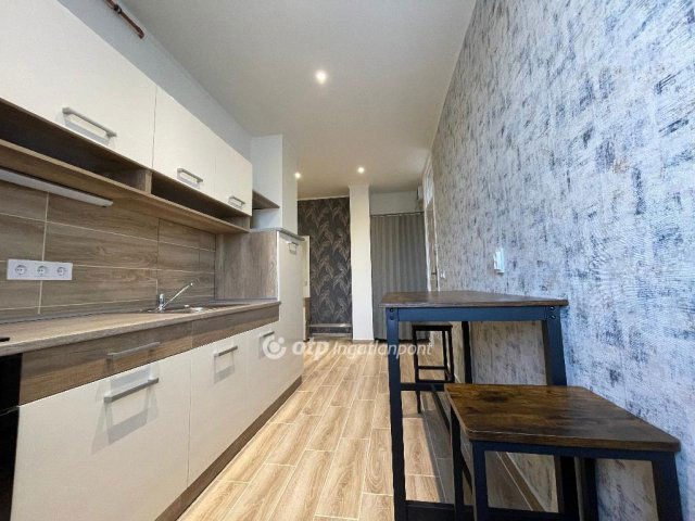 Eladó téglalakás, Debrecenben 62.9 M Ft, 2 szobás