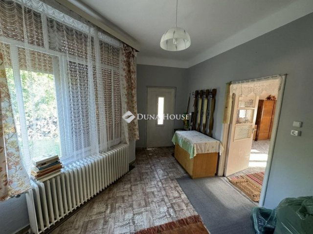 Eladó családi ház, Villánykövesden 17.5 M Ft, 5 szobás