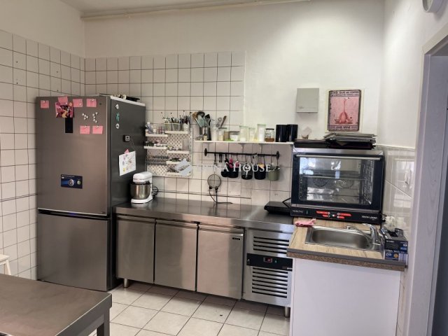 Kiadó üzlethelyiség, Budapesten, IX. kerületben, Viola utcában