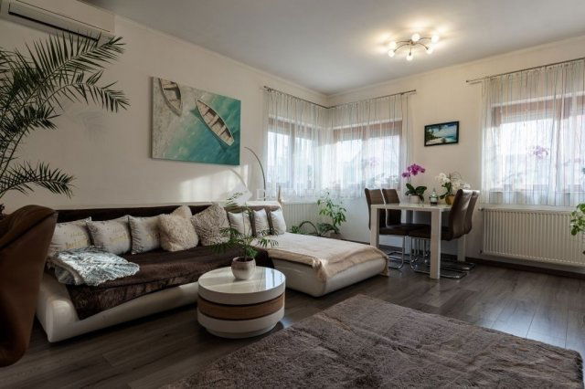 Eladó téglalakás, Dunakeszin 89.9 M Ft, 3 szobás