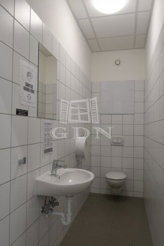 Kiadó ipari ingatlan, Székesfehérvárott 1289 E Ft / hó