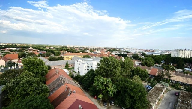 Kiadó panellakás, albérlet, Debrecenben 155 E Ft / hó, 1 szobás