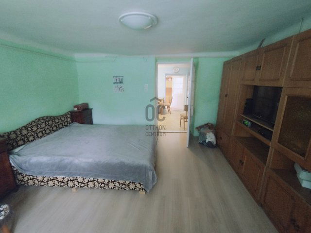 Eladó családi ház, Nagykőrösön 22.5 M Ft, 2 szobás
