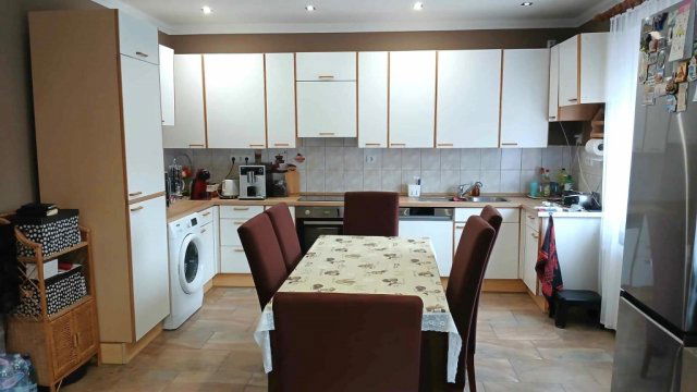 Eladó családi ház, Hajdúböszörményen 149 M Ft, 5+2 szobás