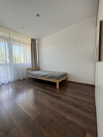 Kiadó panellakás, albérlet, Debrecenben 300 E Ft / hó, 3 szobás