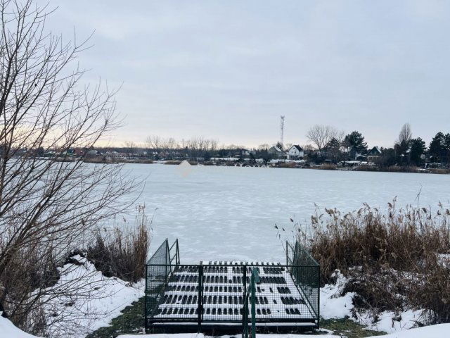 Eladó családi ház, Délegyházán 93 M Ft, 4 szobás