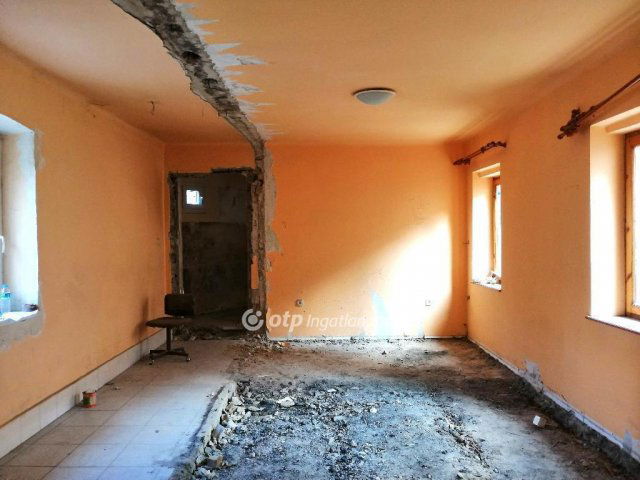 Eladó téglalakás, Budapesten, VIII. kerületben 66 M Ft