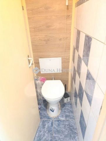 Eladó téglalakás, Mohácson 32 M Ft, 3 szobás