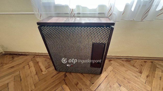 Eladó téglalakás, Pápán 42.9 M Ft, 2 szobás