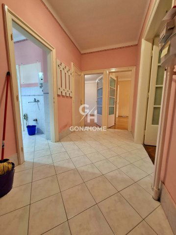 Eladó téglalakás, Pétfürdőn 64.99 M Ft, 4+1 szobás