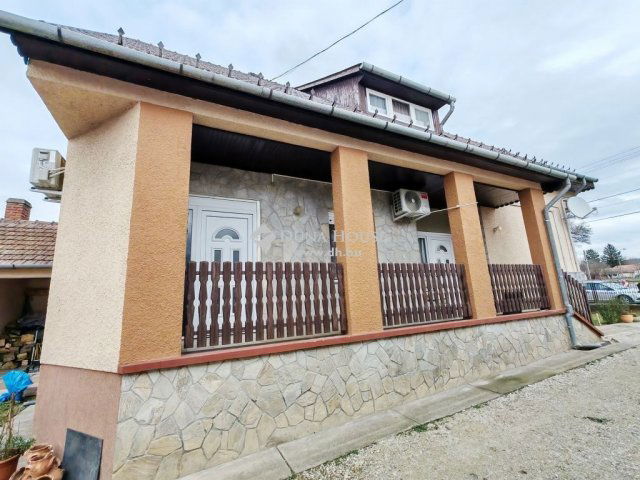 Eladó családi ház, Gelsén 45.8 M Ft, 5 szobás