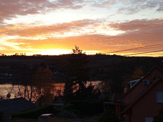 Eladó családi ház, Orfűn 134 M Ft, 4 szobás