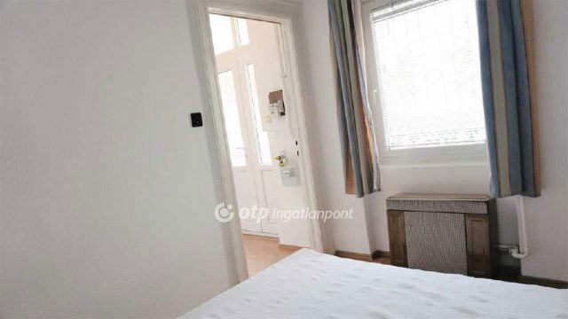 Eladó téglalakás, Budapesten, V. kerületben 86.9 M Ft, 2 szobás