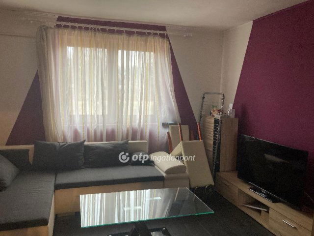 Eladó családi ház, Egerszóláton 20 M Ft, 1+1 szobás