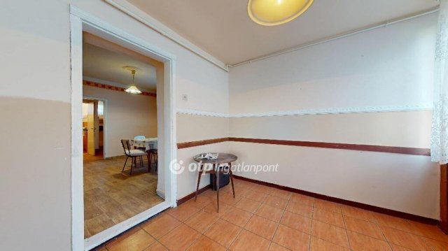 Eladó családi ház, Nagyhalászban 27.9 M Ft, 2 szobás