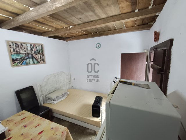 Eladó családi ház, Lentiben 4.5 M Ft, 2 szobás