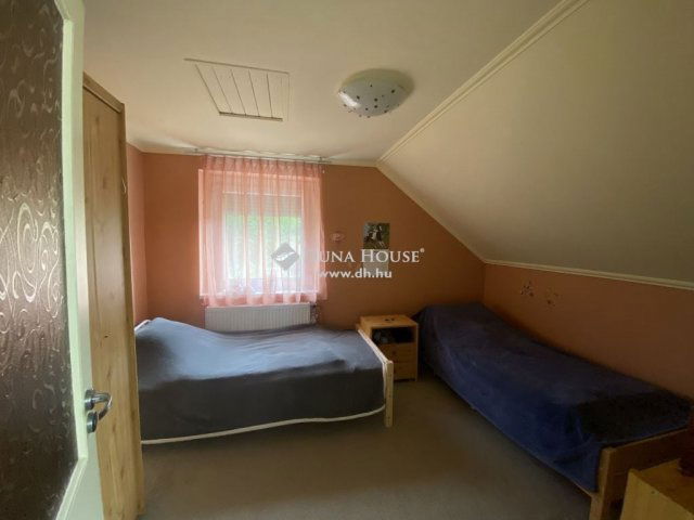 Eladó családi ház, Kerekin 69.5 M Ft, 4 szobás