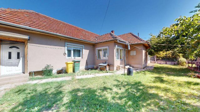 Eladó családi ház, Sajósenyén 31.9 M Ft, 3 szobás
