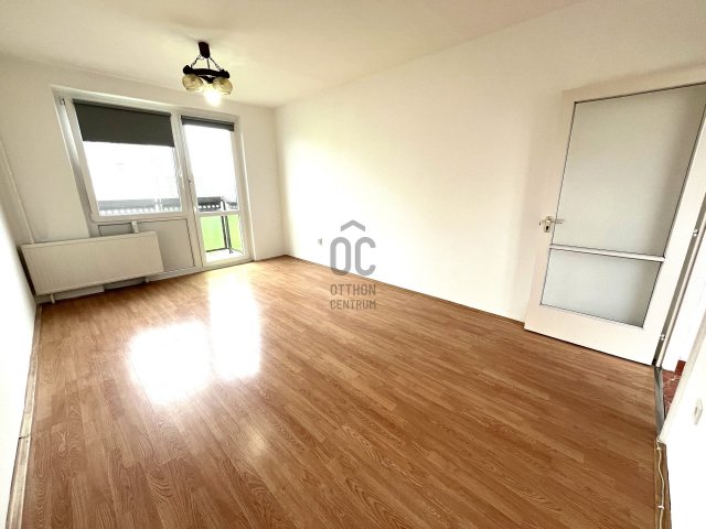 Eladó panellakás, Debrecenben 55 M Ft, 2 szobás
