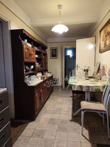 Eladó családi ház, Dabason 59.8 M Ft, 2 szobás