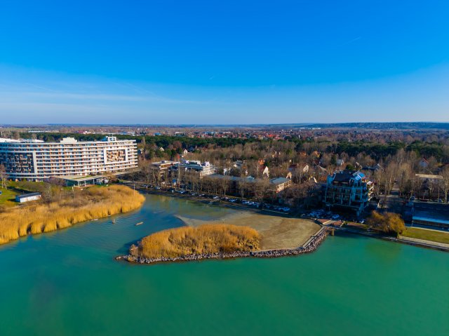 Eladó téglalakás, Siófokon 179.99 M Ft, 3 szobás