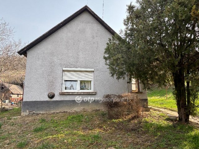 Eladó családi ház, Nagyberényen 23.5 M Ft, 2 szobás