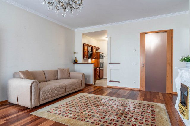 Eladó téglalakás, Budapesten, I. kerületben, Országház utcában