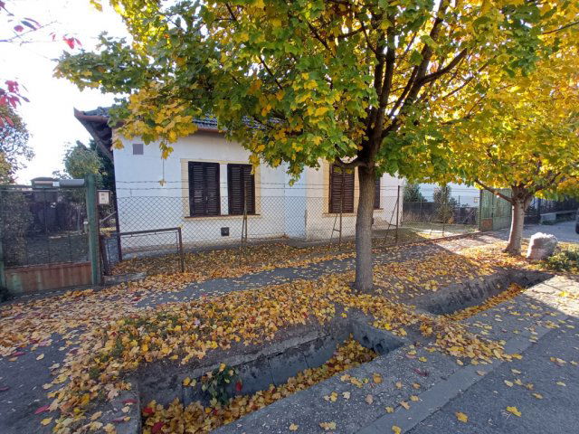 Eladó családi ház, Budapesten, XVII. kerületben 76.9 M Ft