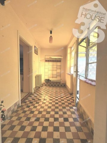 Eladó családi ház, Nagykőrösön 31.8 M Ft, 3 szobás