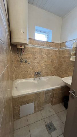 Eladó családi ház, Nyíregyházán 32 M Ft, 2 szobás