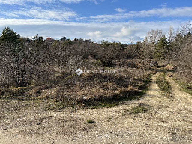Eladó telek, Balatonalmádiban 260 M Ft / költözzbe.hu