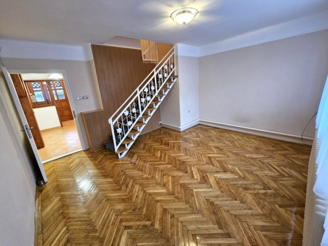 Eladó téglalakás, Debrecenben 77.5 M Ft, 2+1 szobás