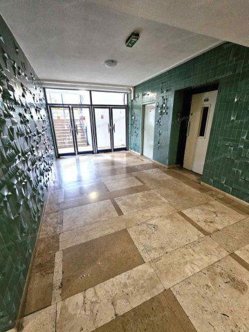 Kiadó hotel, Tatabányán 120 E Ft / hó, 79+22 szobás