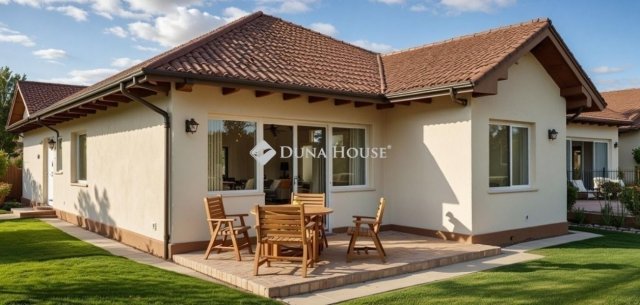 Eladó ikerház, Fóton 145 M Ft, 4 szobás / költözzbe.hu