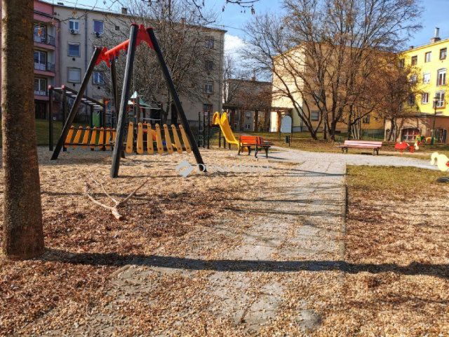 Eladó téglalakás, Miskolcon, Park utcában 24.99 M Ft, 1 szobás