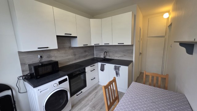 Kiadó panellakás, albérlet, Debrecenben 220 E Ft / hó