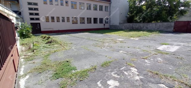 Eladó mezogazdasagi ingatlan, Zalaegerszegen 295 M Ft, 20 szobás