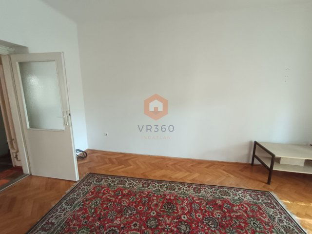 Kiadó téglalakás, albérlet, Pécsett 120 E Ft / hó, 1+1 szobás