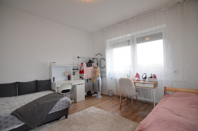 Eladó téglalakás, Győrött 59 M Ft, 2 szobás