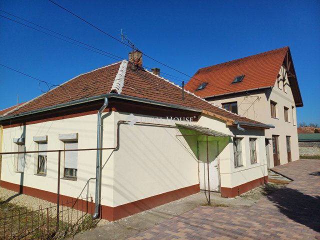 Eladó családi ház, Miskolcon 49 M Ft, 5 szobás