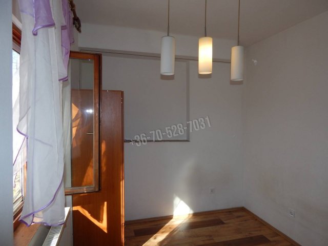 Eladó téglalakás, Tatabányán 36.5 M Ft, 1+1 szobás