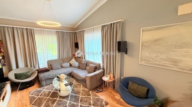 Eladó ikerház, Leányfaluban 68.9 M Ft, 3 szobás