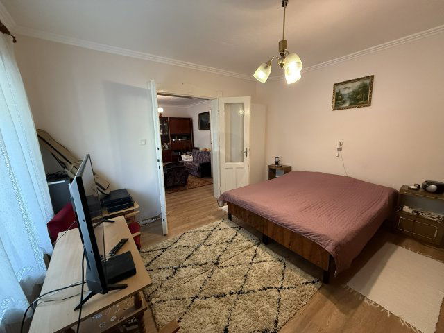 Eladó családi ház, Válon 69.9 M Ft, 3 szobás